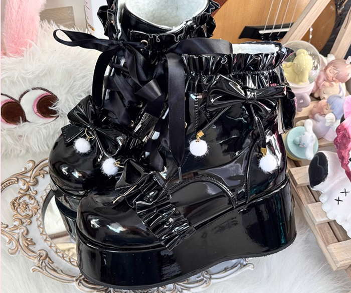 Fleece Lined Platform Boots