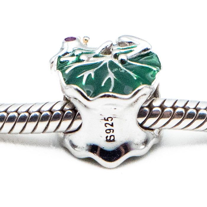 GNOCE "Just One Kiss" Cute Green Frog With Heart Shape Lotus Leaf 925 Charm