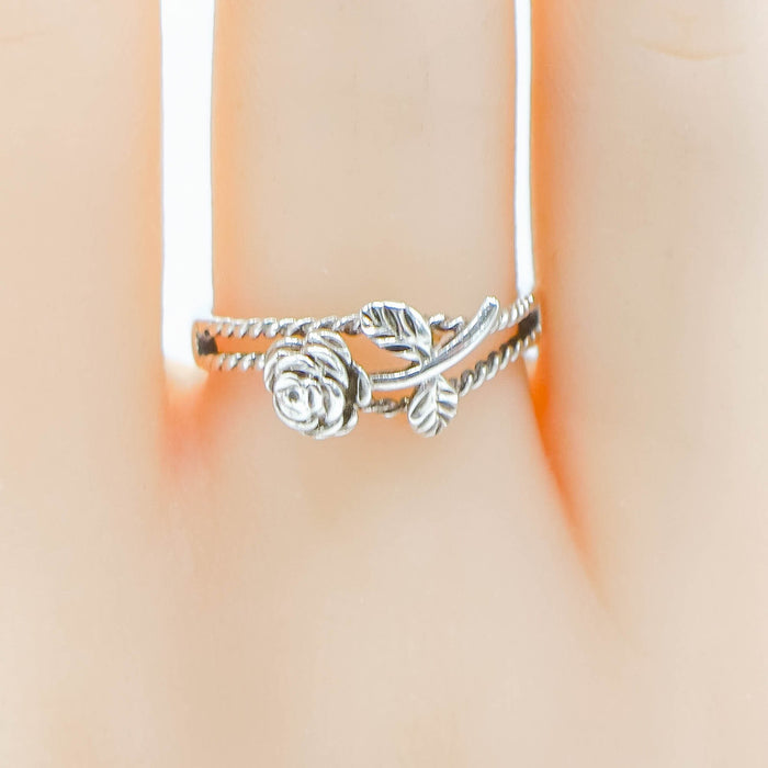 NEVADA SILVER MINE Sterling Silver Rose Ring Size 8