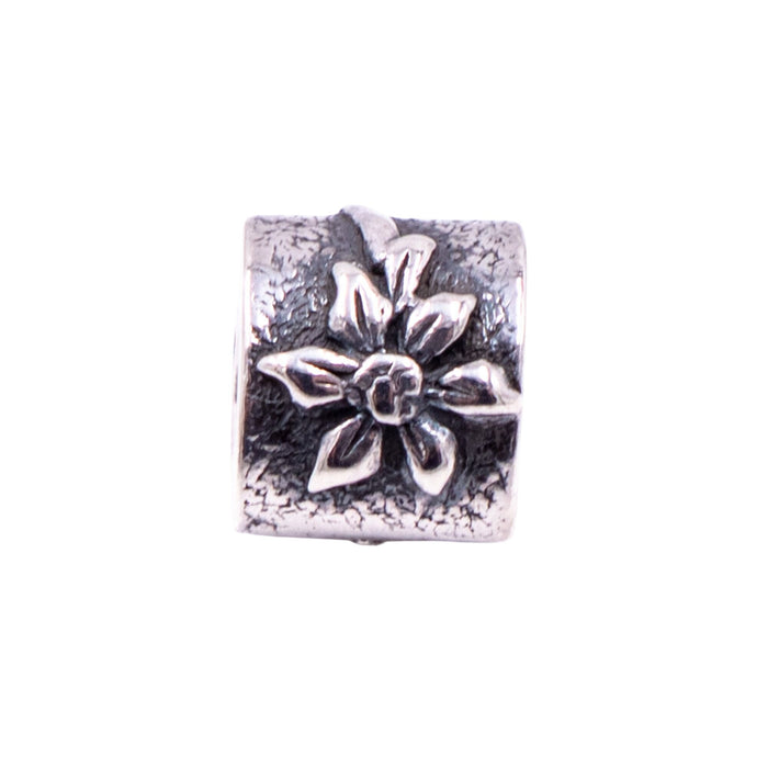 Pandora Retired Poinsettia Sterling Silver Charm Christmas Bead
