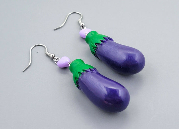 SFS! Barnyard Finds: Eggplant Earrings