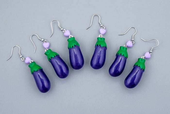 SFS! Barnyard Finds: Eggplant Earrings