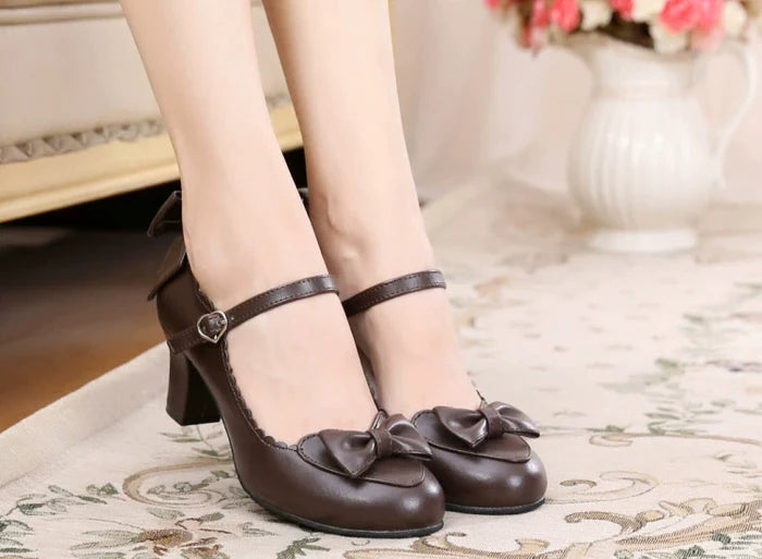 Simple Bow Heels